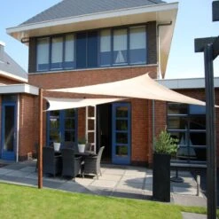 Voile D'ombrage Triangle 90° Coolfit 400x400x570cm Sable - NESLING 7 Voile D'ombrage Triangle 90° Coolfit 400x400x570cm Sable - NESLING -Mobilier De Jardin voile d ombrage triangle 90 coolfit 400x400x570cm sable nesling 3